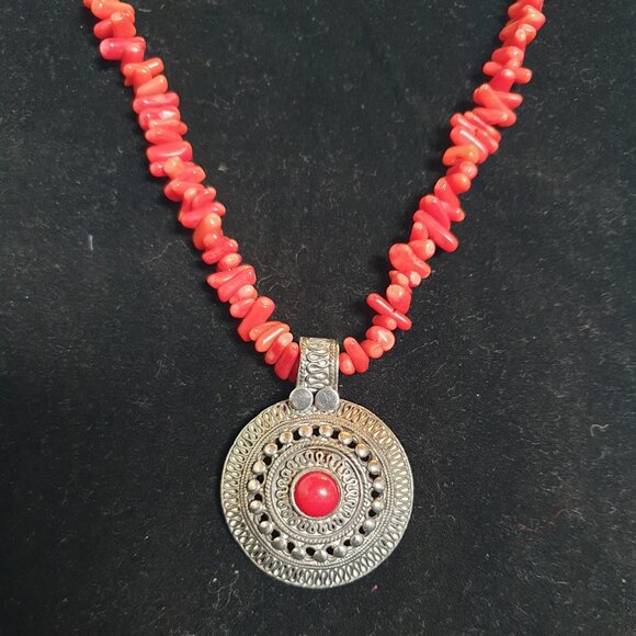 Bold Vintage Indian Genuine Red Coral & 925 Sterling Silver Pendant Necklace - Picture 5 of 16